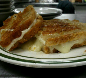 Black Pepper Cheesy Garlic Bread