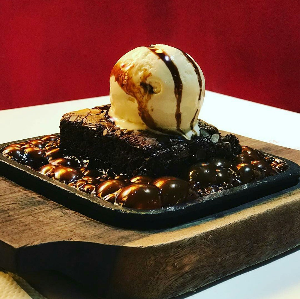 Sizzling Brownie With Ice-Cream